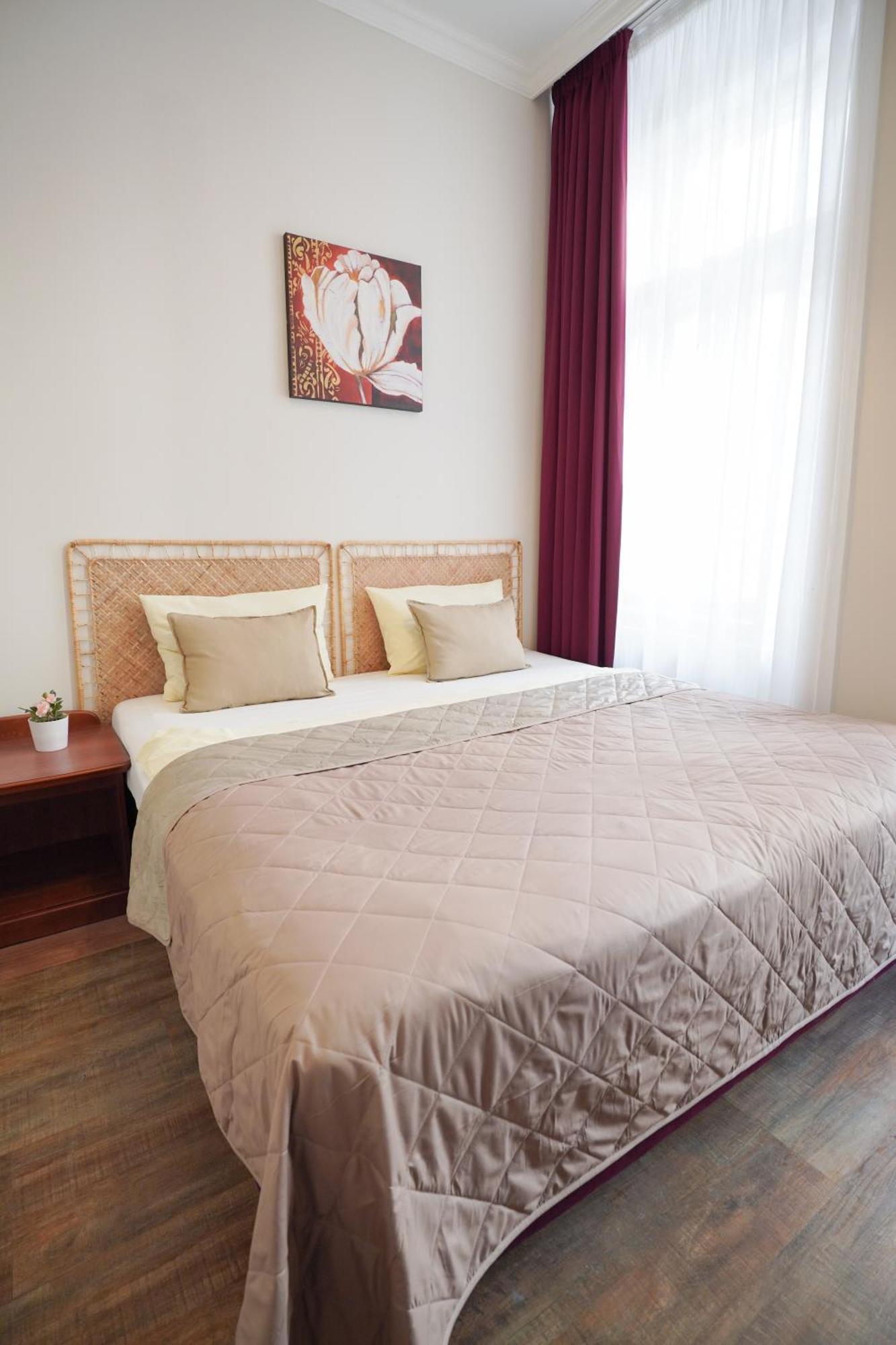 Elegant & Stylish Center Apartments! Praga Exterior foto
